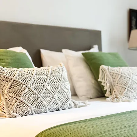 Casa De Pilatos Mosteiros (Azores)